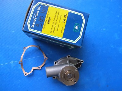 Saleri Water Pump For BMW 2.5, 2.8, 3.0 And 3.3, BMW Series 5, 6, 7