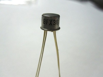 PHI BFX36 CAN TRANSISTOR | BJT | PNP | 60V VBRCEO | 200MA *tm