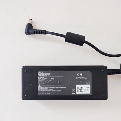 Adapter CHICONY 19v/72w/3,8A 5,5*2,5
