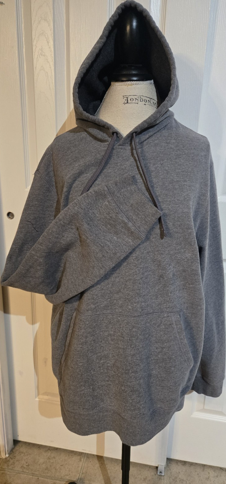 Tek Gear Men's Pullover Hoodie Ultrasoft Fleece Gray Drawstring Pockets Size XL