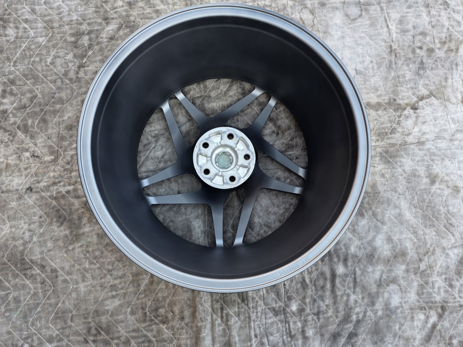 FERRARI 488 & F8 PISTA SPIDER OEM GENUINE 20" FORGED WHEEL/TIRE/TPMS/CAP SET