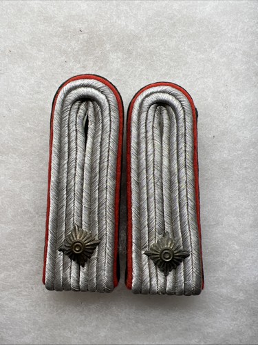 WW2 German Luftwaffe Officer General Admin Corps Shoulder Board Set (GG310