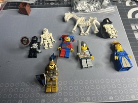 LEGO Castle 7079 Drawbridge Defense with Minifigures+Instructions