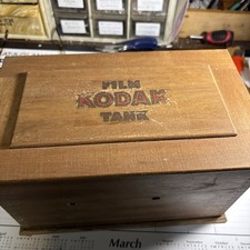 Antyczny zbiornik filmowy Kodak 10" Drewniana ciemnia Rozwijająca się skrzynia na aparat Dovetail VTG