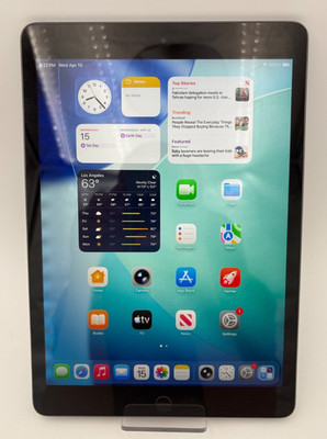 Apple iPad 9th Gen 10.2'' (64GB - Space Gray - MK2K3LL/A) - See Pics - Read Desc