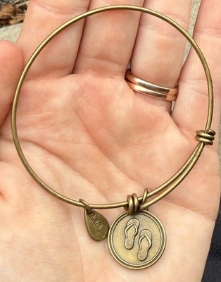 Bella Ryann FlipFlop Vintage Gold Tone Round Charm Bracelet Expandable