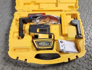 Spectra Precision Trimble LT52 Laser, Laser Receiver HR150U, Case & Accessories