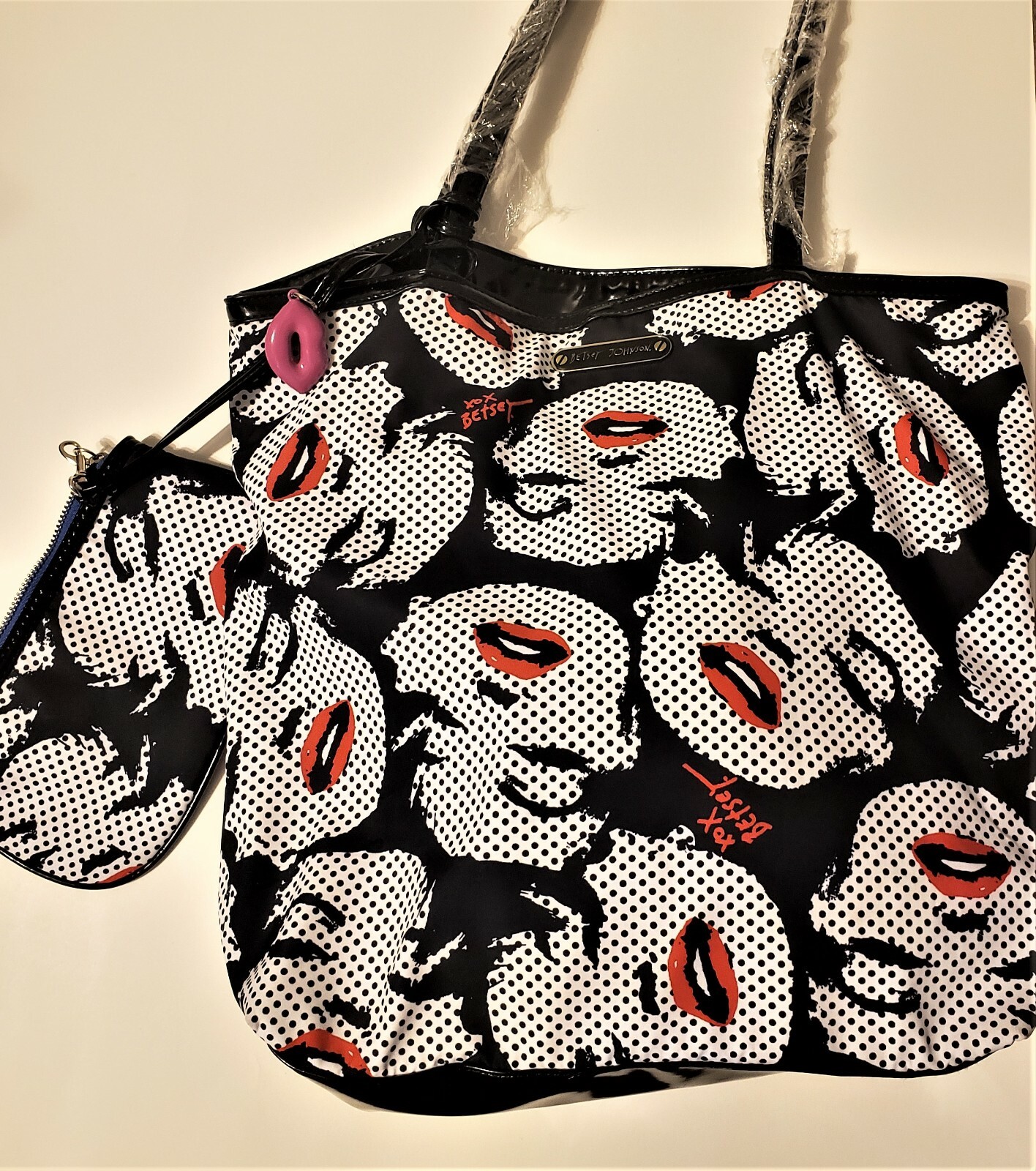 Betsey Johnson Marilyn Monroe Tote Purse Black White … Gem