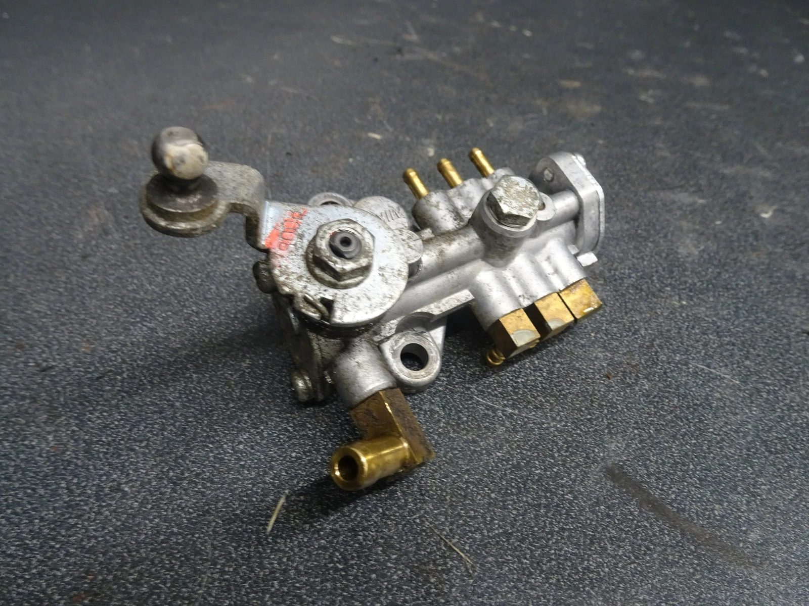 2011-2016 Polaris Pro RMK Assault Indy Switchback OEM Oil Pump 1204438