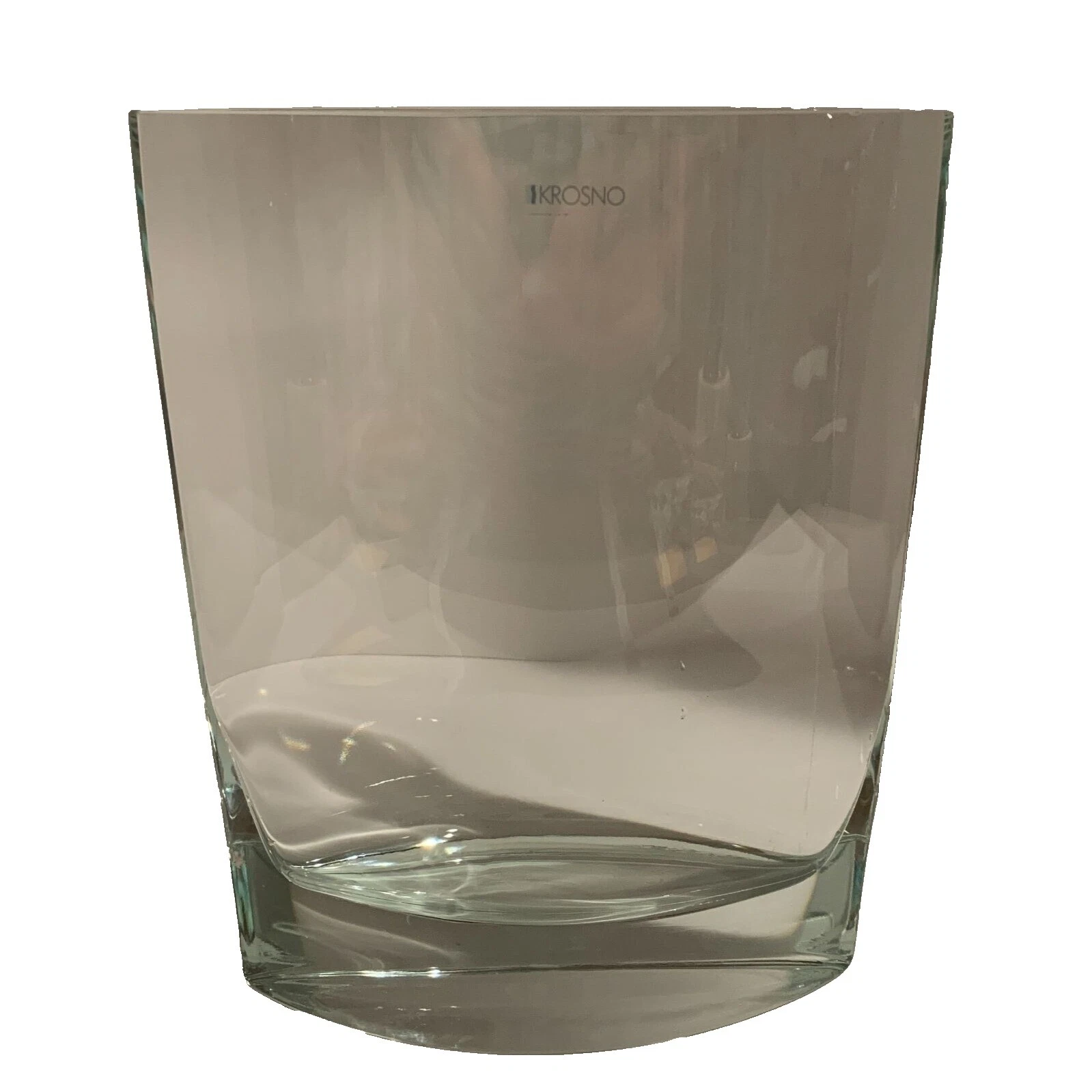 Современные вазы KROSNO