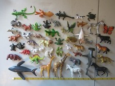 Lot of 40 vintage animals giraffes horses frogs more