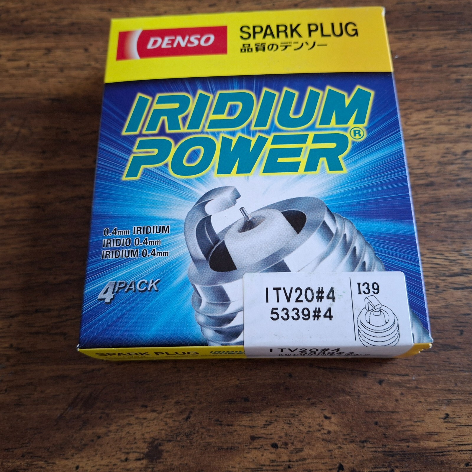 Set of 4 Denso Iridium Spark Plugs ITV20 5339 New