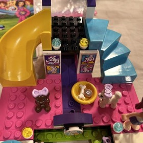 LEGO&reg; Friends 41300 Puppy Championship Ages 5-12 Retired 2017