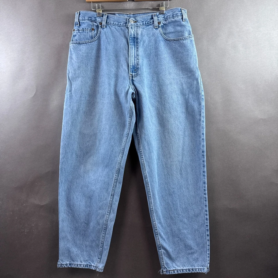 Vintage Levis Jeans Mens 36x30 Blue Y2K Loose 560 Light Distressed Baggy Pants - Image 2 of 4