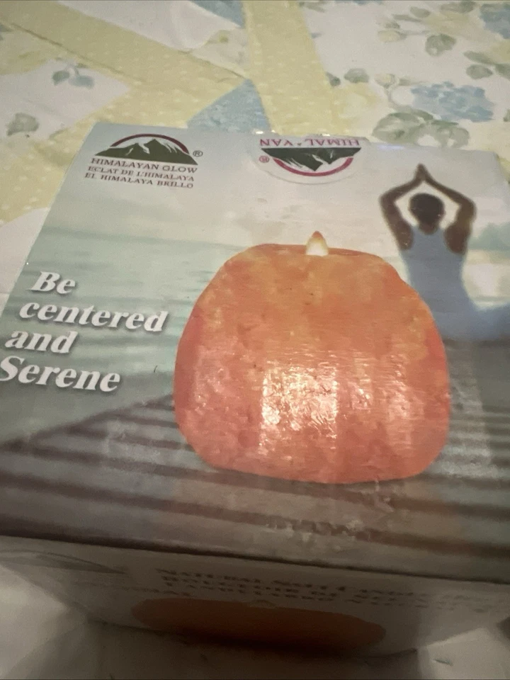 Candelabro de sal natural naranja profundo del Himalaya - 4” luz de té tallada a mano Foto 2 de 4