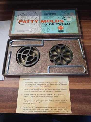 Vintage Cast Iron Griswold Patty Molds In Origional Box With Istructions..