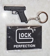 Glock Patch And  Keychain Mini Pistol G17 Gen5 Plastic