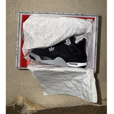 Air Jordan 4 Retro SE (GS) Boys Black/Grey/White Sneaker US 4.5Y 2023