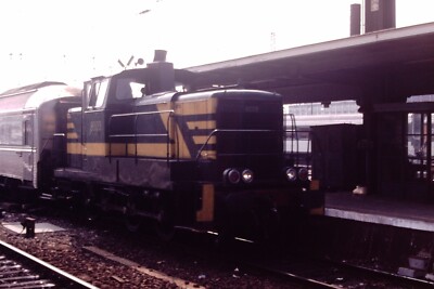 1984 Dutch Netherlands Diesel Train Loco 8009 Railway Slide Ref 739