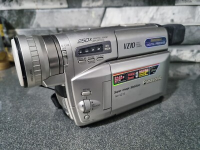 Panasonic NV-RZ10 VHS-C 250x Digital Zoom Video Movie Camera Camcorder ...