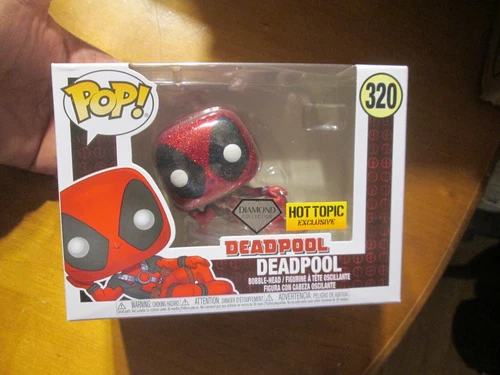 FUNKO POP MARVEL DEADPOOL #320 DIAMOND GLITTER COLLECTION EXCLUSIVE HOT TOPIC