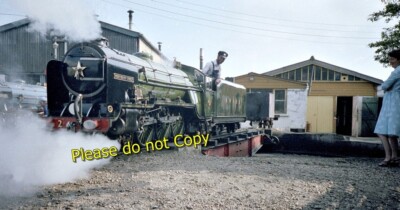 ROMNEY HYTHE & DYMCHURCH EISENBAHN ECHTFARBFOTO NORTHERN CHIEF NEW ROMNEY '85