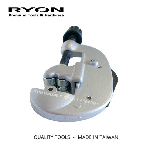 Professional Pipe Tube Cutter 3mm-38mm with Quick Release Reamer Made in Taiwan - Picture 5 of 6
