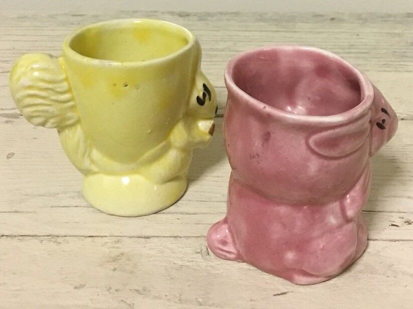 Vintage Royal Art Pottery Yellow Rabbit Egg Cup Vintage Royal Art Pottery Yellow Rabbit Egg Cup