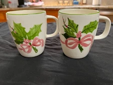 RARE! Laurie Gates Los Angeles Hand Painted Christmas Mugs x2