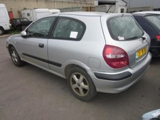 Commodo Nissan ALMERA