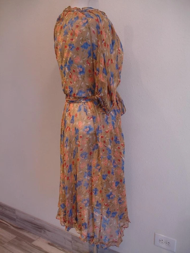 Vestido feminino S M 4 vintage 1970 Albert Nipon Neusteter estampa floral transparente EUA - Imagem 3 de 4