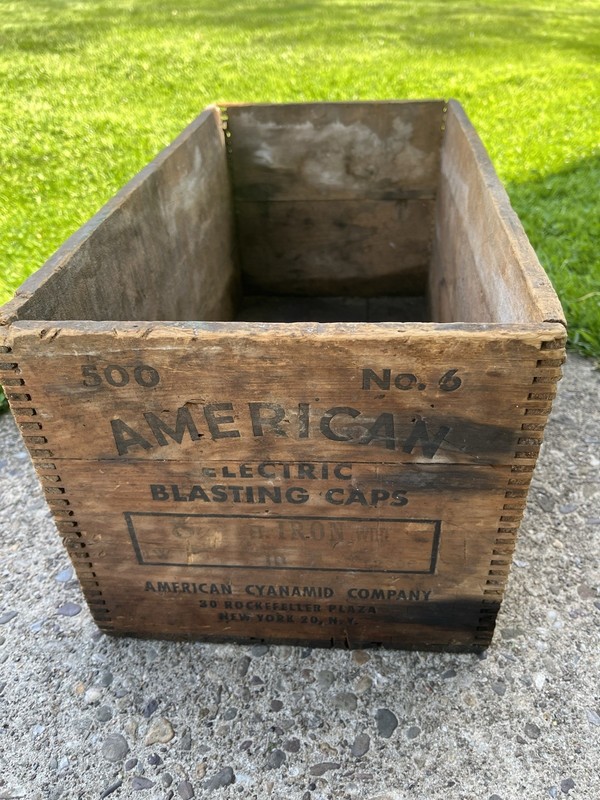 Vintage American Cyanamid Company Explosives-Dangerous Crate Box Wood Dynamite