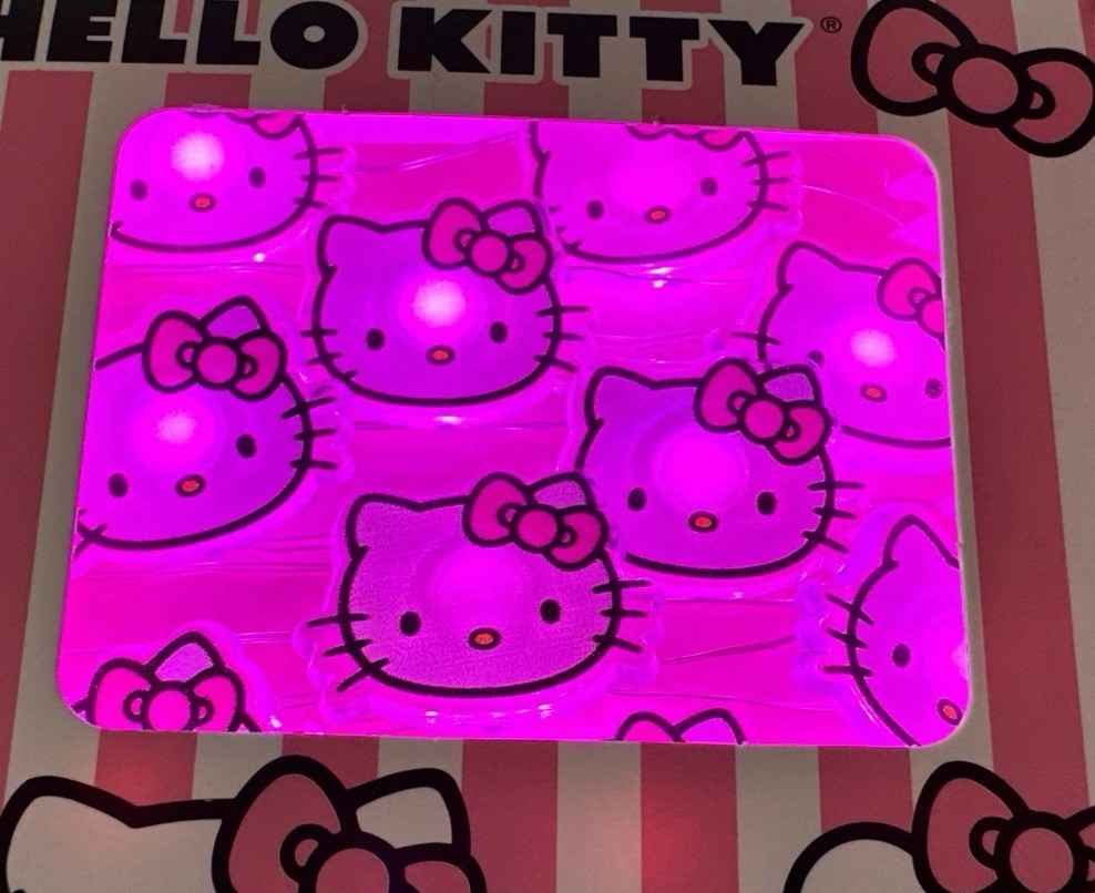 NIB Hello Kitty Decorative String Lights Pink 20 Count PINK Small