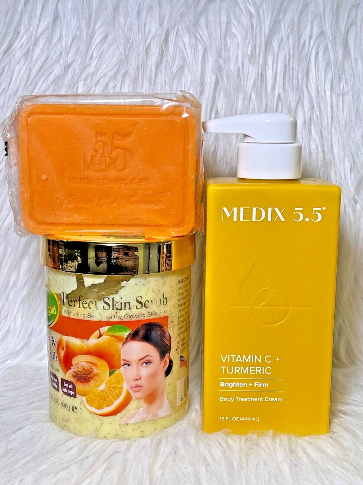 Gommage Medix 5.5 Trio Ultra Éclaircissant Anti-Imperfection 250ml