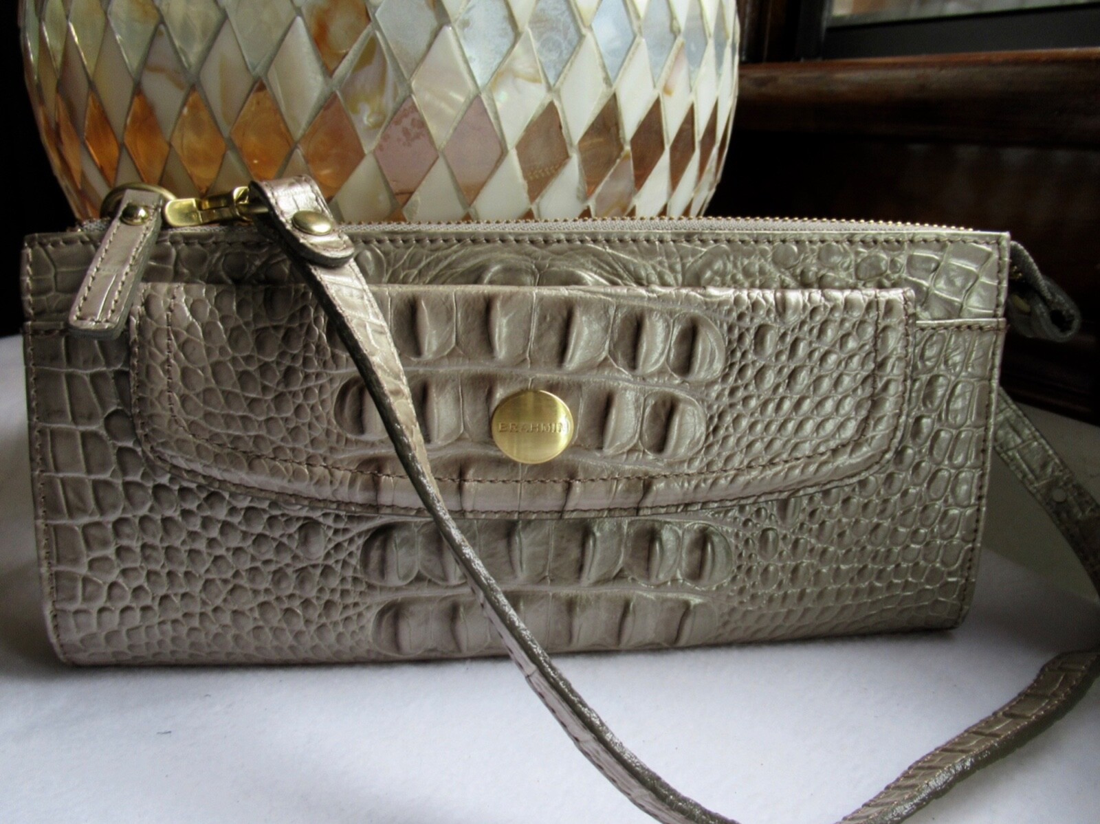 Brahmin Melbourne Taupe Croc Embossed Leather Wristle… Gem