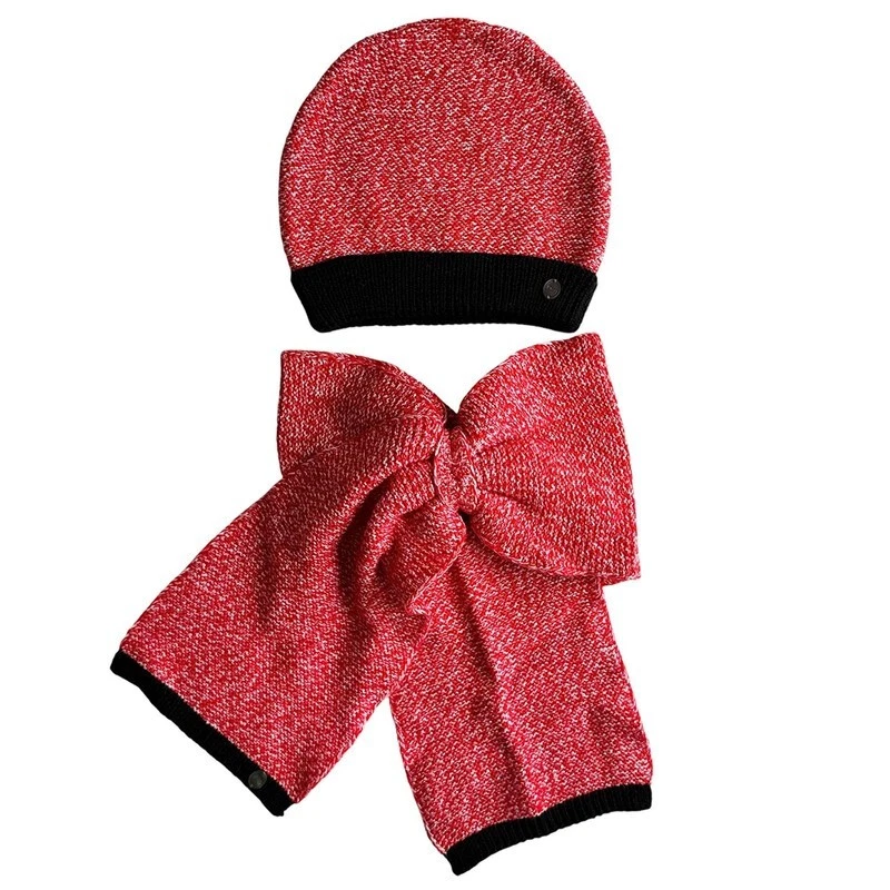 Ensemble chapeau et foulard noeud Dior 2 4 ans excellent état rouge avec bordure noire