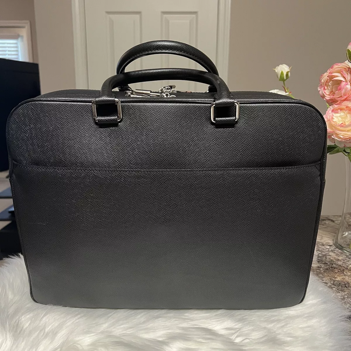 LOUIS VUITTON Taiga Overnight Briefcase 2 Zip | eBay