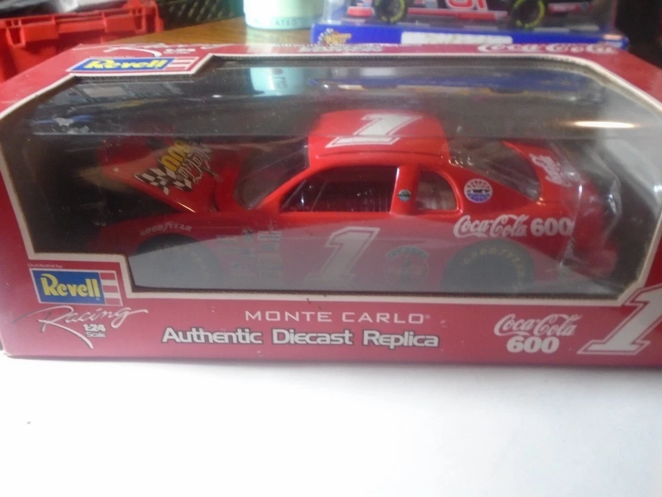 REVELL Gara Coca Cola 600 Marca, #1 Nascar Monte Carlo, Edizione Limitata 1/24 - Immagine 2 di 4