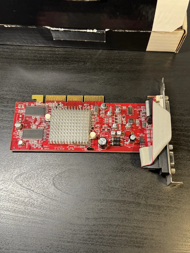 RARE NEW PCI SLOT Visiontek ATI X1550 256MB DDR2 VIDEO CARD 400143 VGA DVI - Image 4 of 4