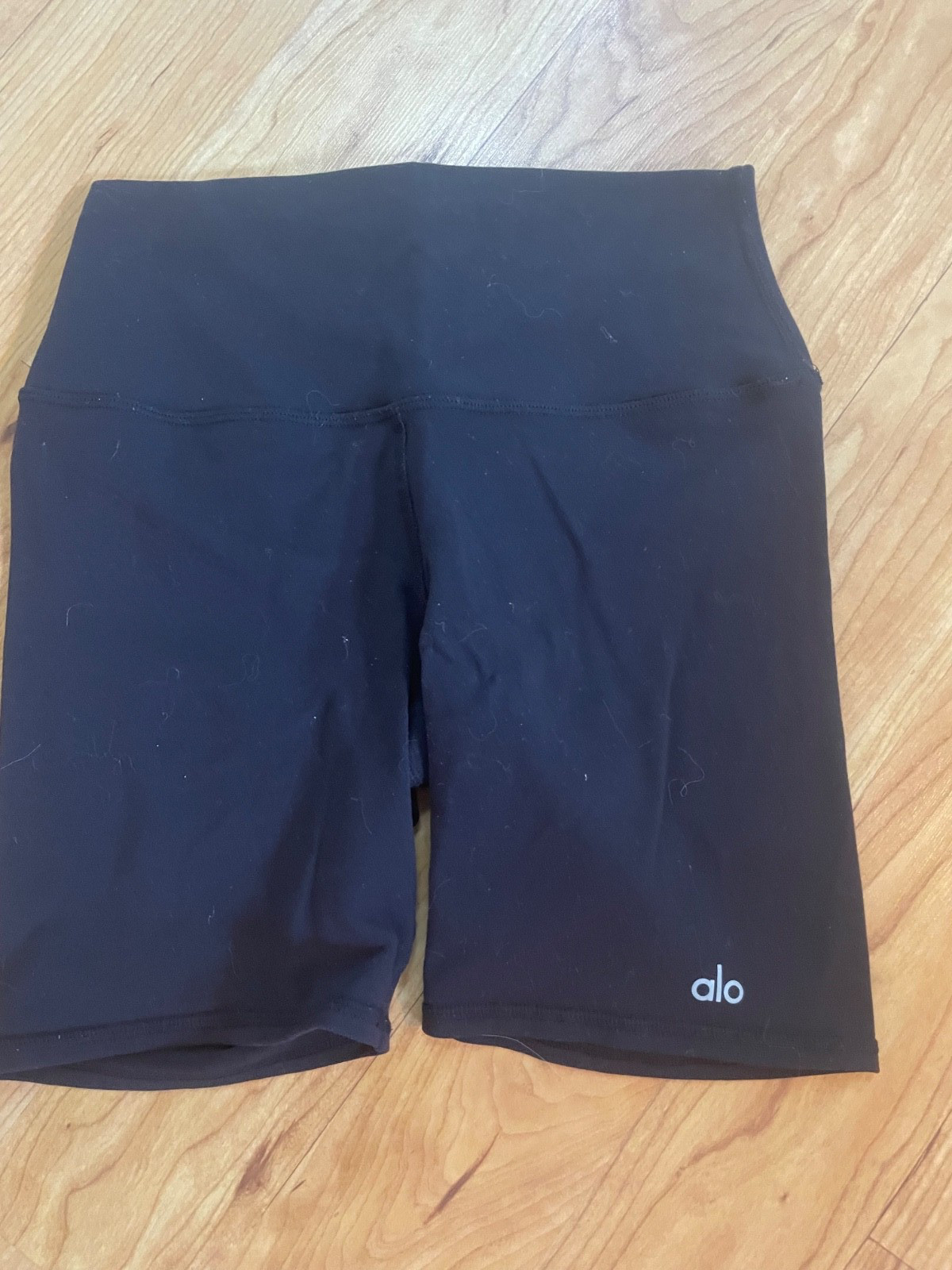 ALO black biker shorts-image
