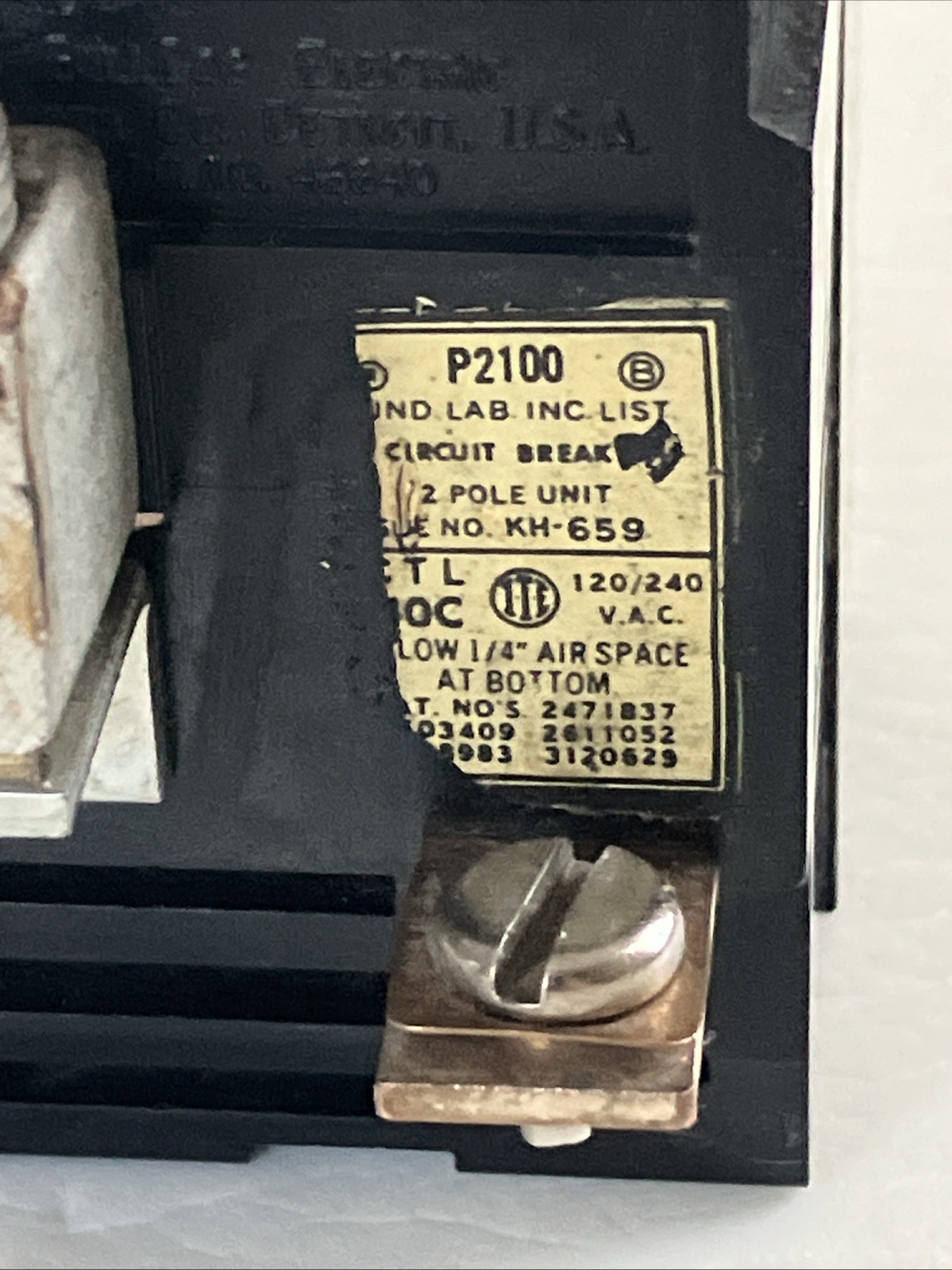 100 Amp Pushmatic Bulldog P2100 MAIN Breaker 2P 11200W  W2100 Square lug used