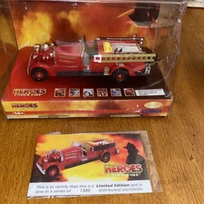CORGI US52605 AHRENS FOX FIRE ENGINE HT PISTON PUMPER WASHINGTON ENGINE Inc Cert