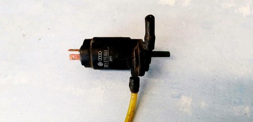 333955651 Waschwasserpumpe, Scheibenreinigung  Volkswagen Golf DE1037901-05