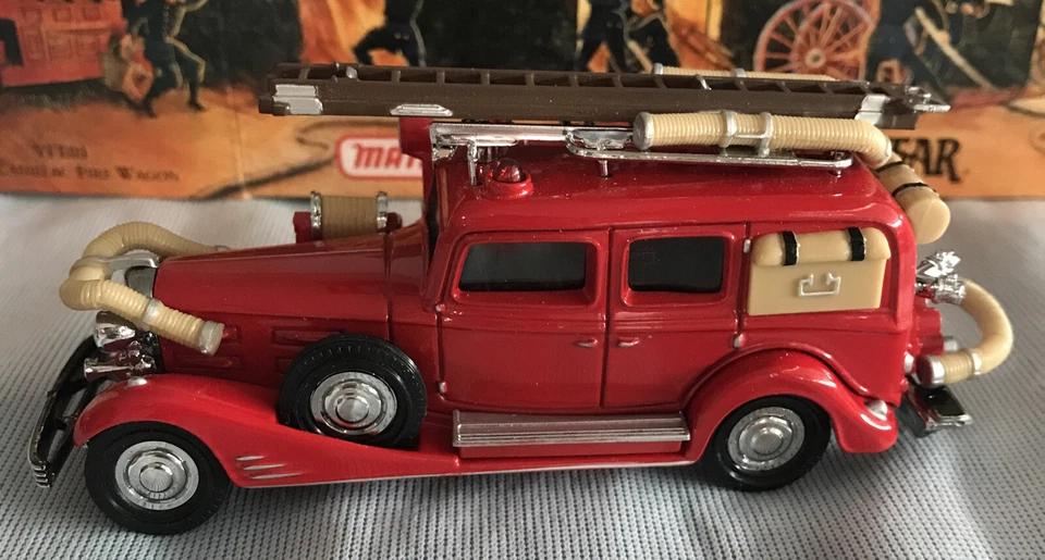 1933 Cadillac V16 Fire Wagon 1/43 Scale Matchbox Models of Yesteryear Mint - Image 3 of 4