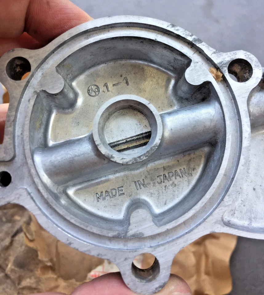 PARA KAWASAKI LTD KZ250 CUBIERTA FILTRO ACEITE NOS 14025-1546 Foto 4 de 4