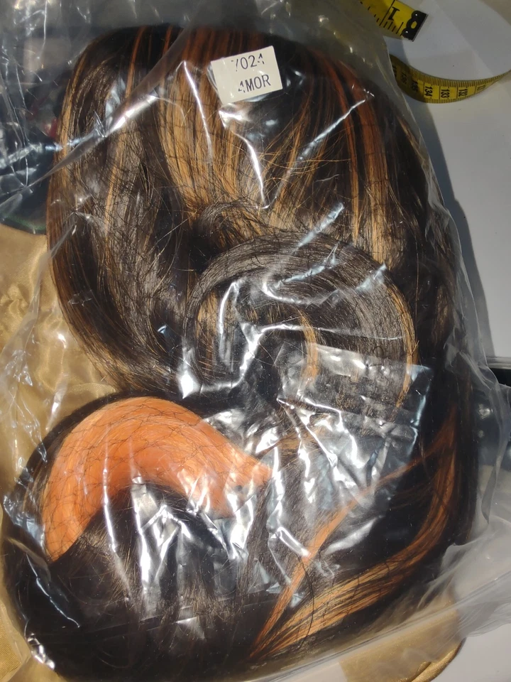 Peluca sintética onda de cuerpo largo rizada mitad negra mitad naranja pelucas flequillo Halloween Foto 3 de 4