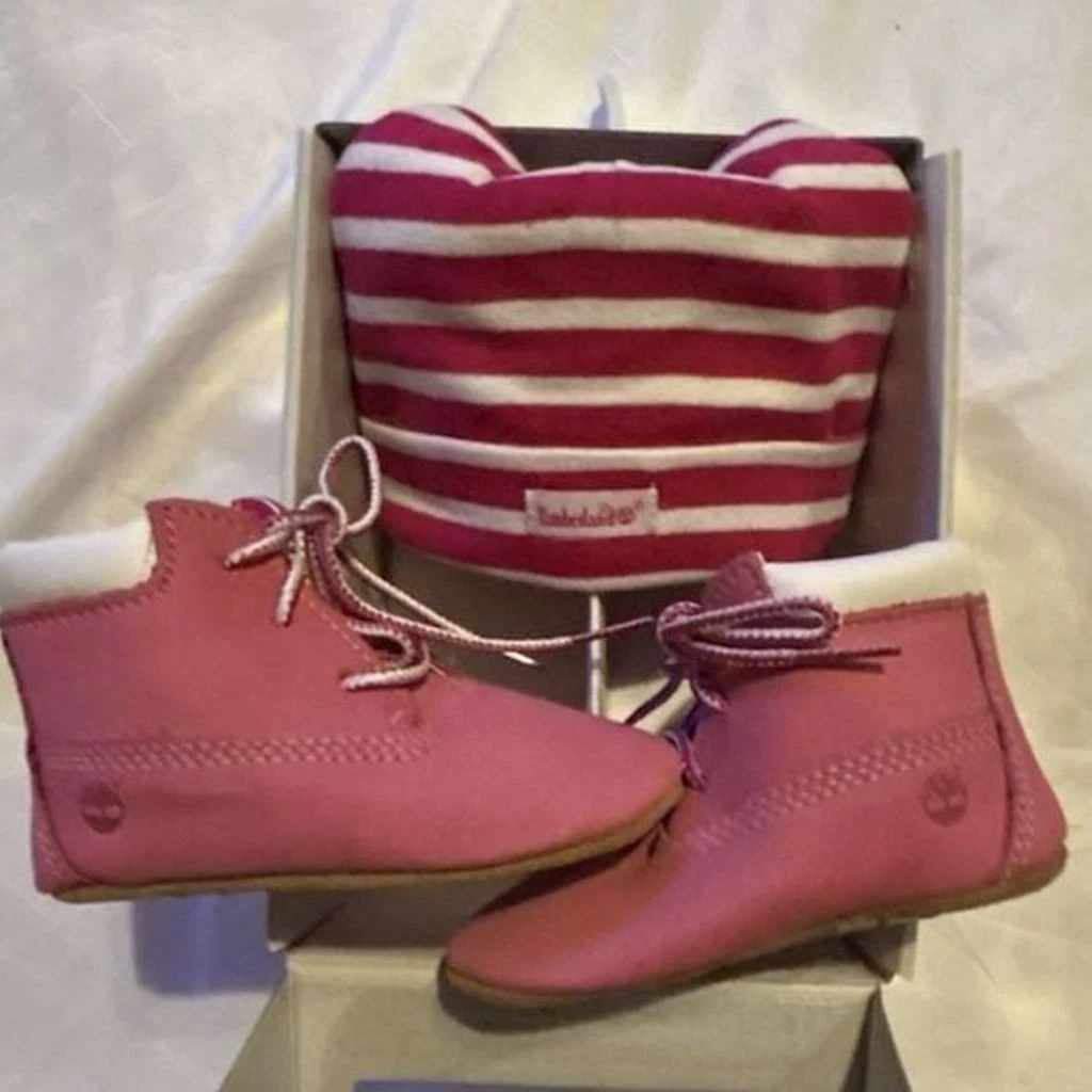 Timberland Baby Girls Bootie and Hat Gift Set Pink Size 3 New