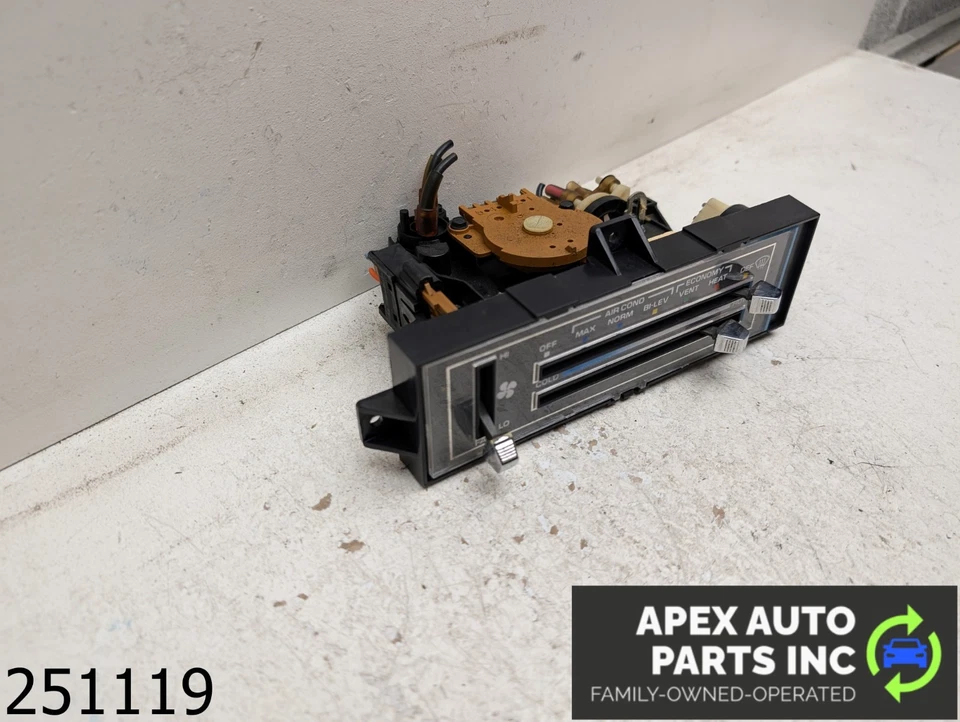 OEM 1978 Chevrolet Caprice 4.1L Heat A/C Climate Control - Image 2 of 4