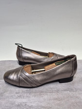 Collection by Clarks Women's Silver Leather Slip On Loafers US Size 7.5 M