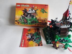 LEGO 6082 Fire Breathing Fortress Dragon Knights Castle incl box & instructions